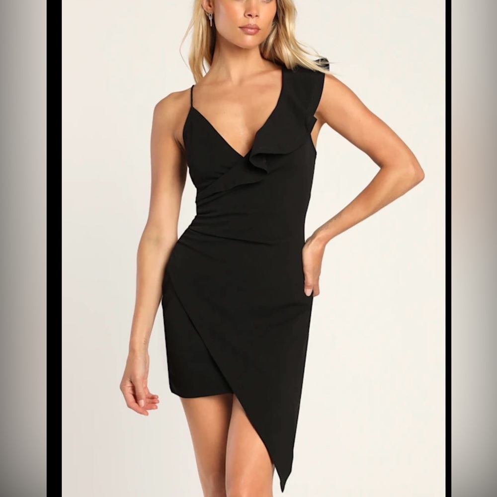 Elegant Black Sleeveless Dress